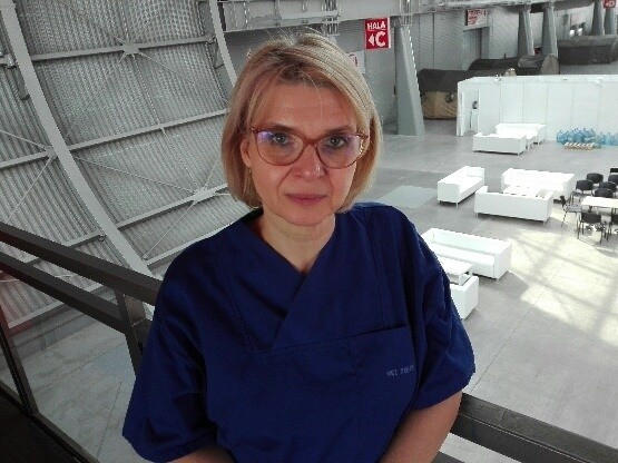 Jak wygląda praca w szpitalu tymczasowym w Kielcach? "Każda śmierć jest dla nas dużym przeżyciem"