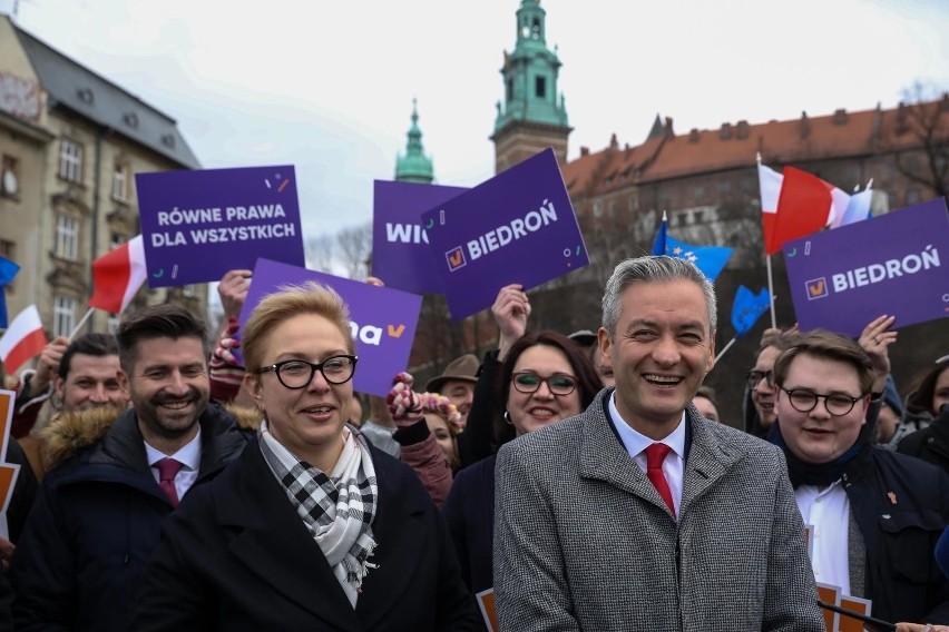 Wybory do Parlamentu Europejskiego 2019. Robert Biedroń daje jedynkę swojemu partnerowi