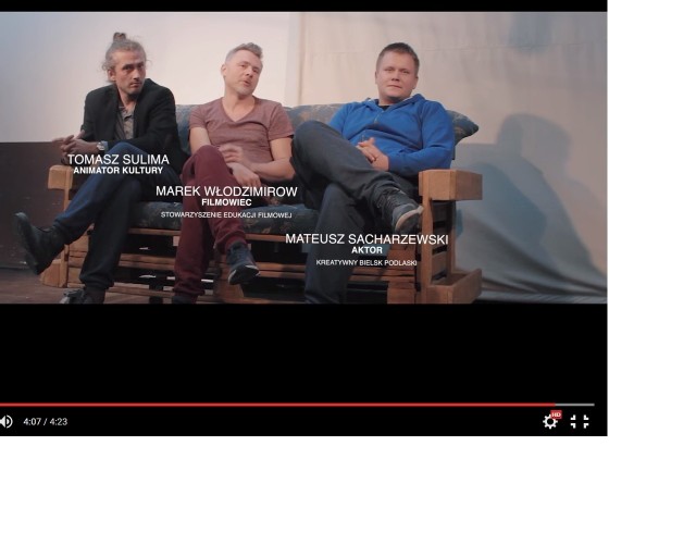Kadr z filmu promującego „Znachora 2”, przedstawiający jego pomysłodawców...