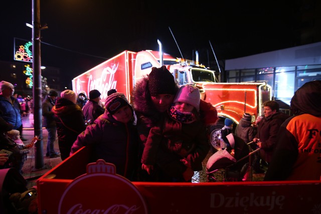 Coca-Cola w Bytomiu: tłumy bawią się na Rynku