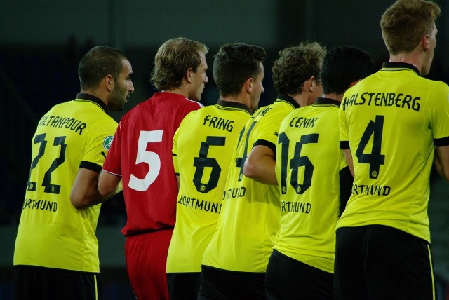 Mecz 2. rundy Pucharu Niemiec TSV 1860 Monachium - Borussia Dortmund transmitowany będzie przez stację Orange Sport