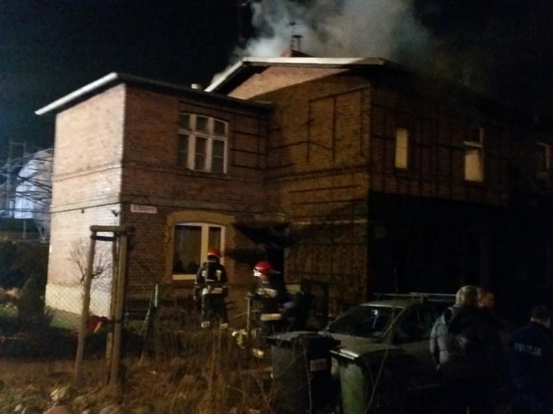 W pożarze budynku stojącego przy ul. Kolejarzy w Gdańsku...