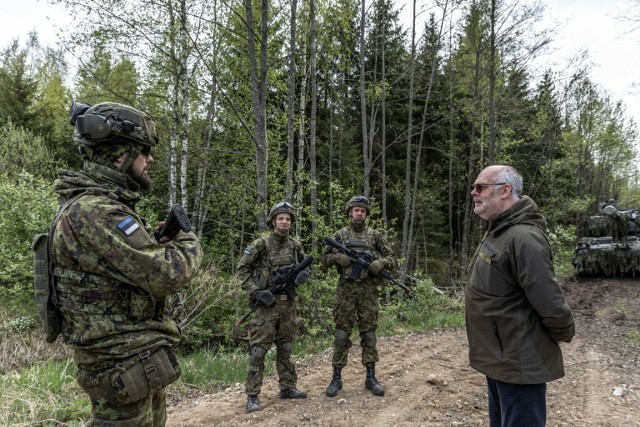 Prezydent Estonii wizytuje ćwiczenia wojskowe Spring Storm, 13 maja 2024