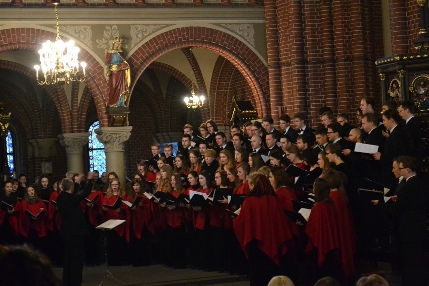 Zabrze: Liturgia Męki Pańskiej w kościele św. Anny