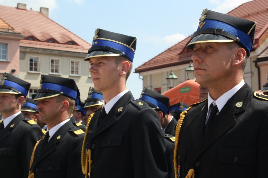 Oni ratują nasze życie. Zobacz strażaków i ich sprzęt