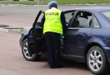 10 policjantów drogówki w Tomaszowie podejrzanych o branie łapówek