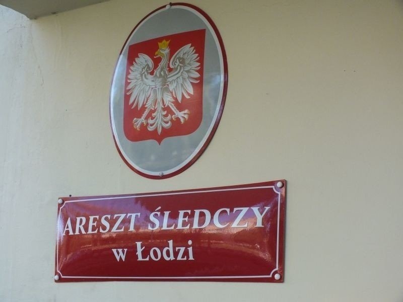 Pożar w Areszcie Śledczym w Łodzi. Ogień pojawił się w jednej z cel. Ewakuowano osadzonych
