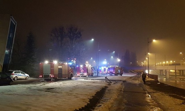 Pożar wybuchł w opuszczonej kamienicy przy al. Piłsudskiego