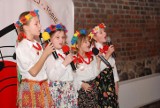 VII Wojewódzki Festiwal Pieśni Patriotycznej "Tobie Polsko". Patriotyzm ukazywali na różne sposoby