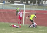 III liga. ŁKS 1926 Łomża - MKS Ełk 3:1. Bramkarz ŁKS-u wyrzucony z boiska (wideo)