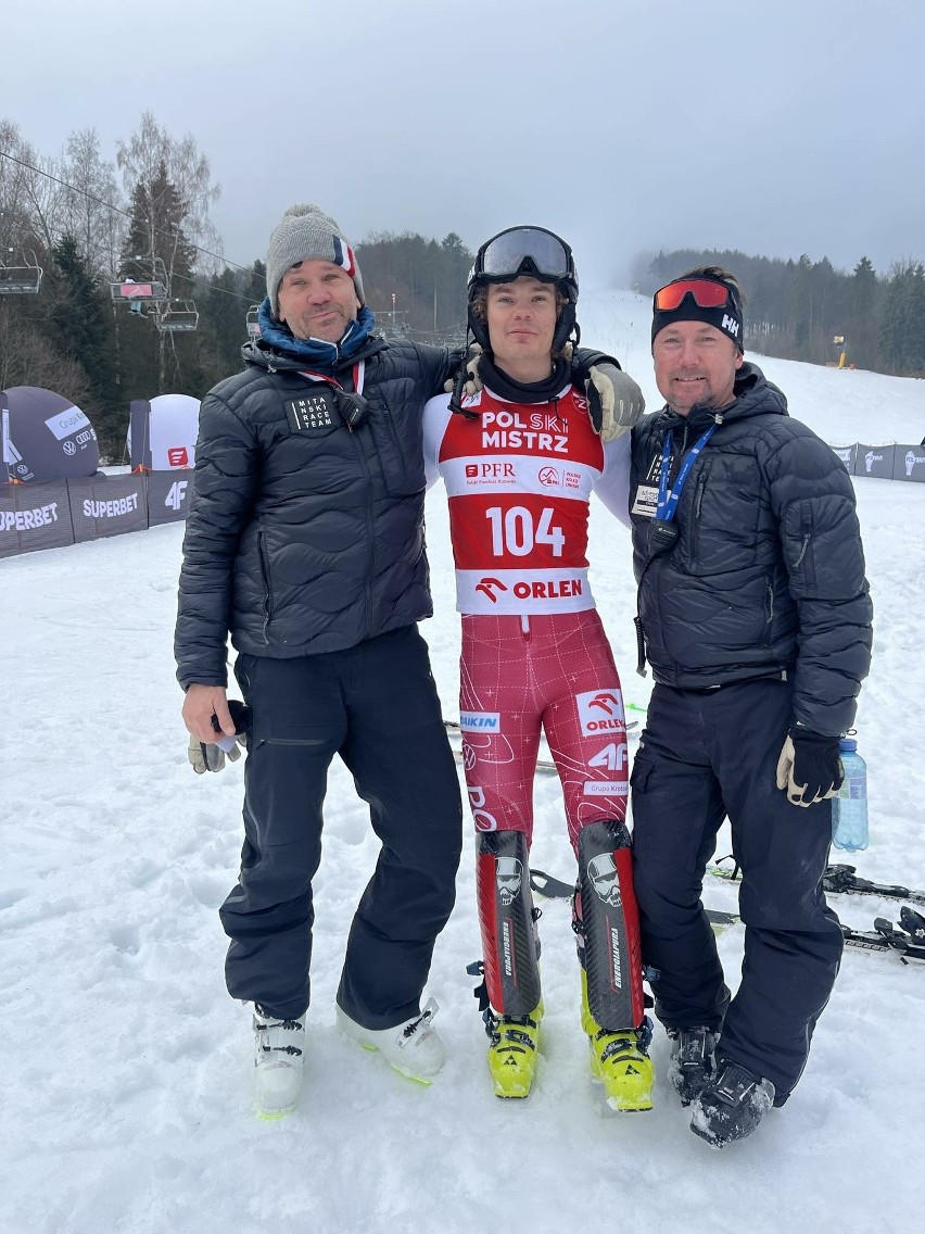 Bartosz Szkoła z Kielc zdobył złoty medal w slalomie na Międzynarodowych Mistrzostwach Polski w narciarstwie alpejskim w Krynicy Zdroju 