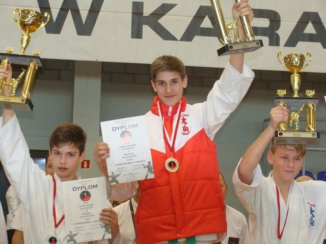 Tarnobrzeżanin Maciej Grabski (z lewej) zdobył w Tychach srebrny medal mistrzostw Polski juniorów młodszych.