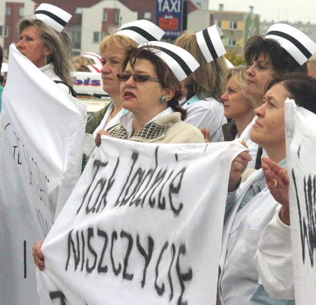 Cierpliwość łomżyńskich pielęgniarek i położnych już się skończyła i rozpoczynają strajk. Ale chorzy nie muszą się obawiać.