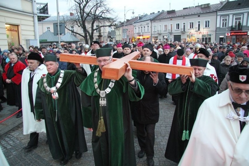 Droga krzyżowa z parafii świętego Wojciecha