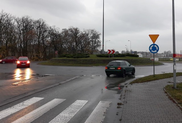 Spór wokół patrona dla ronda odbił się szerokim echem w całym kraju.