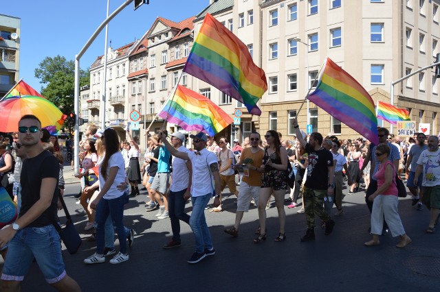 Tęczowe Opole organizuje II Marsz Równości. W pierwszym uczestniczyło ponad tysiąc osób.