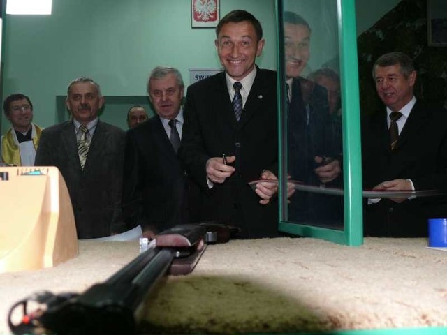 Pierwszą w powiecie włoszczowskim strzelnicę pneumatyczną otworzył wicemarszałek województwa Grzegorz Świercz - prezes Świętokrzyskiego Związku Strzelectwa Sportowego w Kielcach.