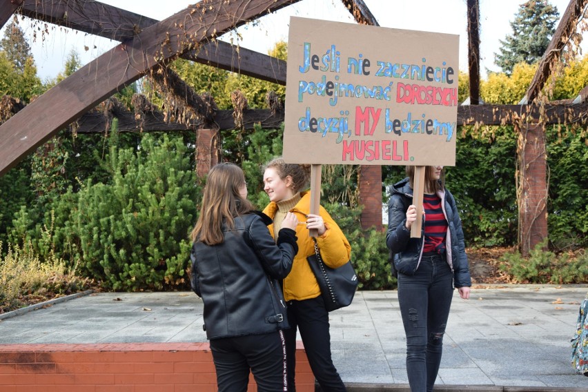 Strajk klimatyczny w Rzeszowie. Setki młodych ludzi wyszły na ulice