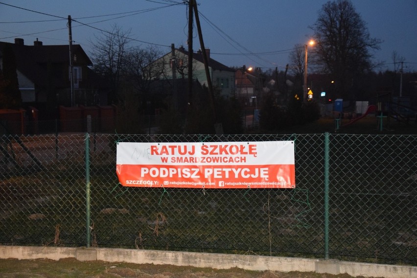 Istnienie szkoły w Szczodrkowicach, podobnie jak w...