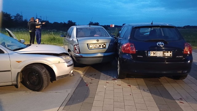 Wypadek na Nowych Żernikach. Kierowca nie zapanował nad fordem