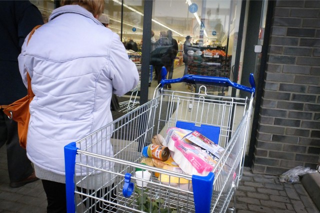 Otwarte będą tylko te sklepy, gdzie właściciele osobiście staną za ladą.