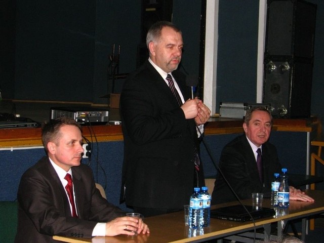 od lewej: Jerzy Bauer, Jacek Sasin i Henryk Kowalczyk