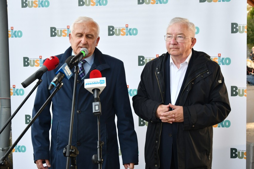Waldemar Sikora, burmistrz Buska-Zdroju i poseł Krzysztof...