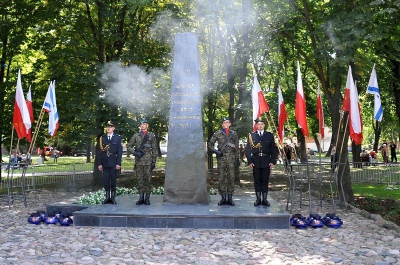 Białostockie getto. 70. rocznica powstania zbrojnego (zdjęcia, wideo)