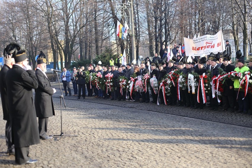 Od samego rana towarzyszyliśmy wczoraj osobom, które uczciły...