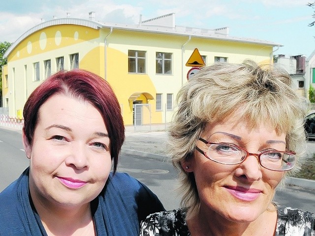 Dyrektor Grażyna Dumańska i wicedyrektor Elżbieta Nowicka-Nasiadka zapraszają do nowego gimnazjum