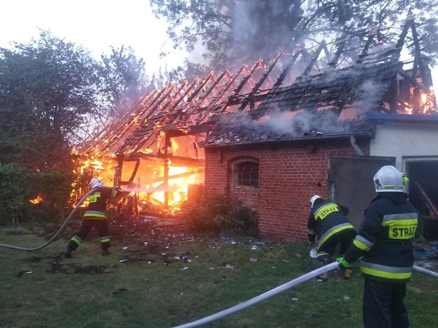 Do pożaru doszło w piątek późnym popołudniem.