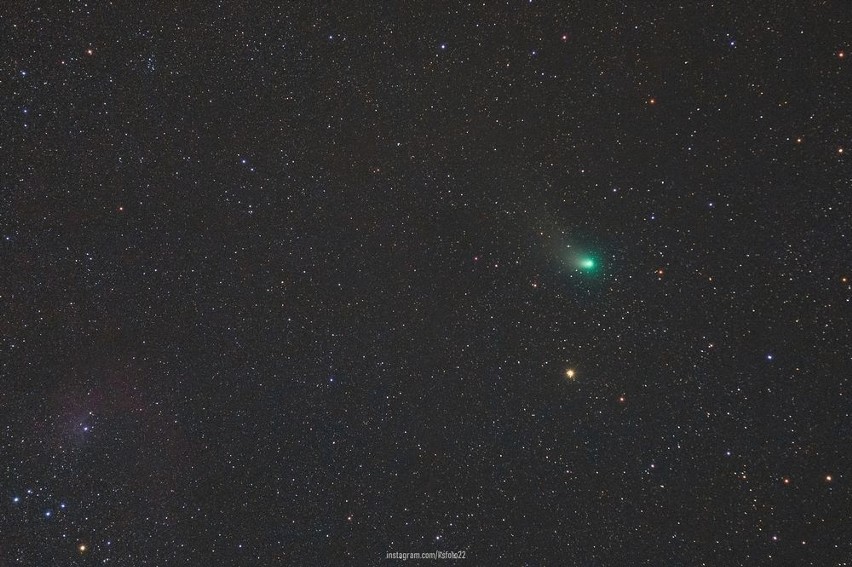 A skąd zielony kolor, dość powszechny w wypadku komet....