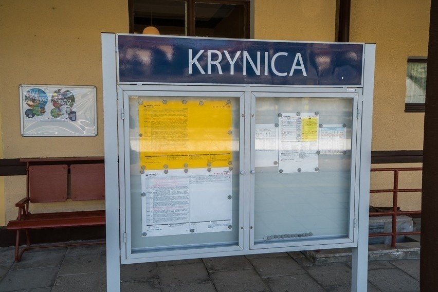 Dworzec PKP w Krynicy-Zdroju czeka na nowe życie, ale szansę...