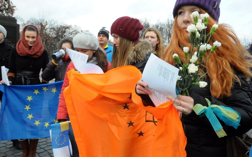 Manifestacja młodych Ukraińców w Lublinie