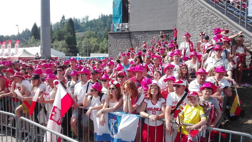 FIS Grand Prix: Polscy skoczkowie zwyciężają w Wiśle w konkursie drużynowym