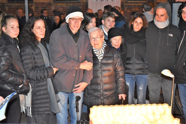 W otwarciu Parku Pamięci Wielkiej Synagogi w Oświęcimiu wzięło udział kilkudziesięciu potomków dawnych żydowskich mieszkańców Oświęcimia, m.in. z Belgii, Szwecji, Izraela i Stanów Zjednoczonych