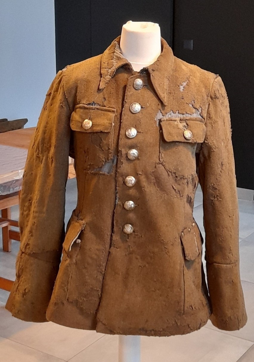 Bluza od munduru majora Hieronima Dekutowskiego trafiła do Muzeum Żołnierzy Wyklętych i Więźniów Politycznych PRL (ZDJĘCIA)