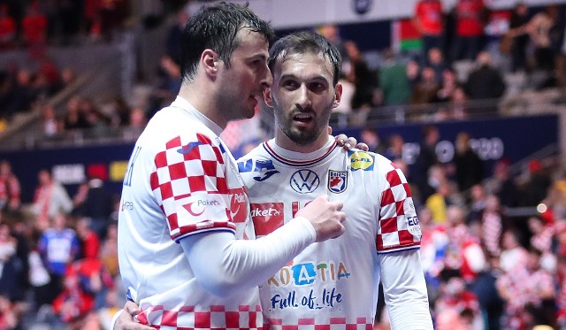 W Veszprem Igor Karačić (z prawej) zagra przeciwko swojemu przyjacielowi z reprezentacji Chorwacji, Domagojowi Duvnjakowi.