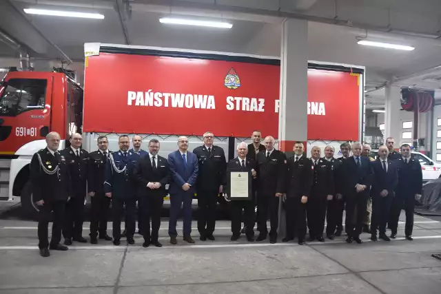 Nowy sprzęt żorskich strażaków został zaprezentowany przy okazji narady rocznej, podsumowującej rok 2022.