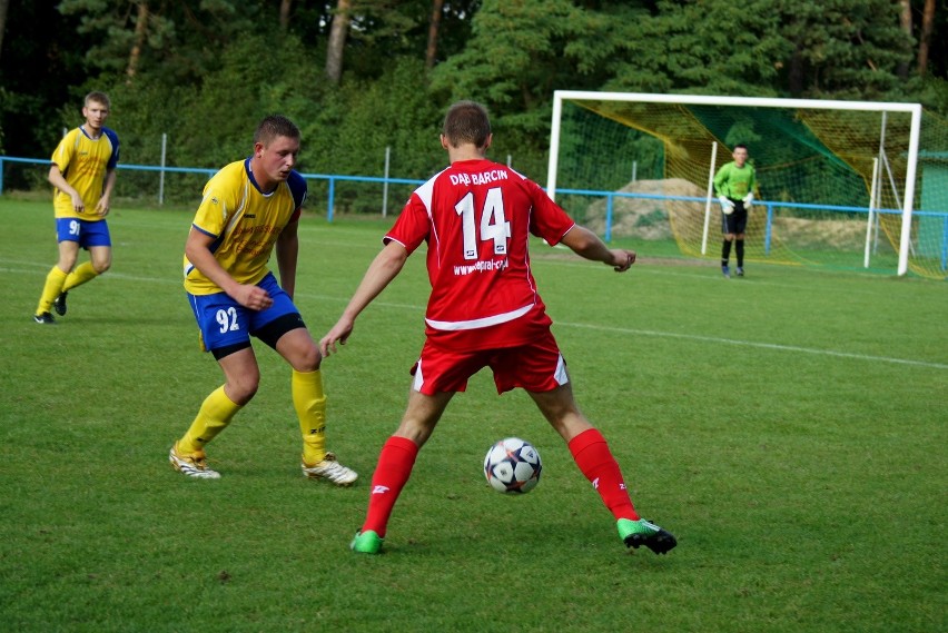 Dąb Barcin - Zjednoczeni Piotrków Kujawski 7:2