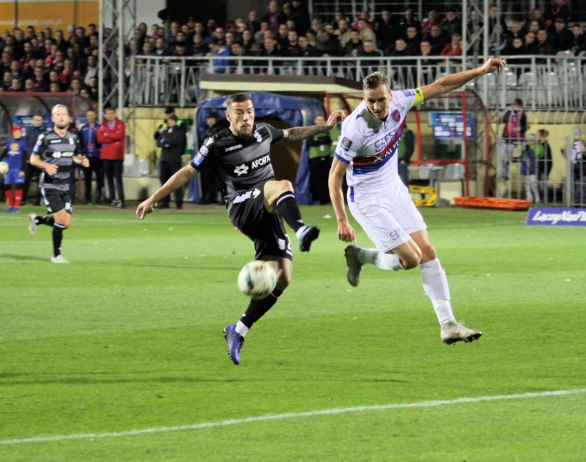 Raków Częstochowa - Lech Poznań 1:0. Pierwszoligowiec...