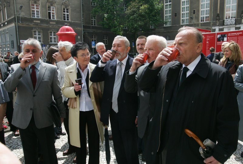 20. rocznica niepdleglości...