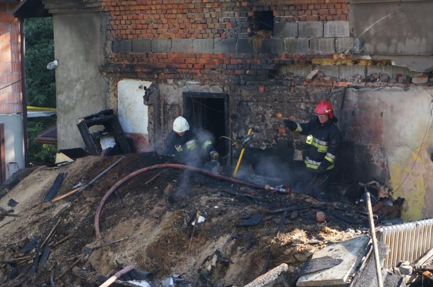 Wybuch w Wilamowicach WIDEO Wybuchł gaz. Część domu zawalona