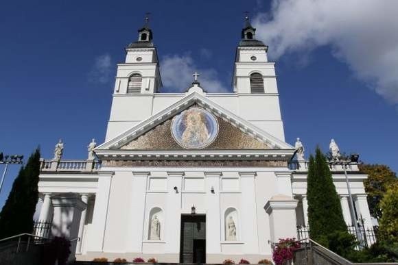 Kościół św. Antoniego w Sokółce przechowuje cudowną hostię.