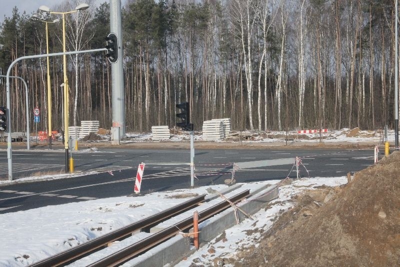 Budowa trasy W-Z. Rośnie pętla tramwajowa na Olechowie [ZDJĘCIA]