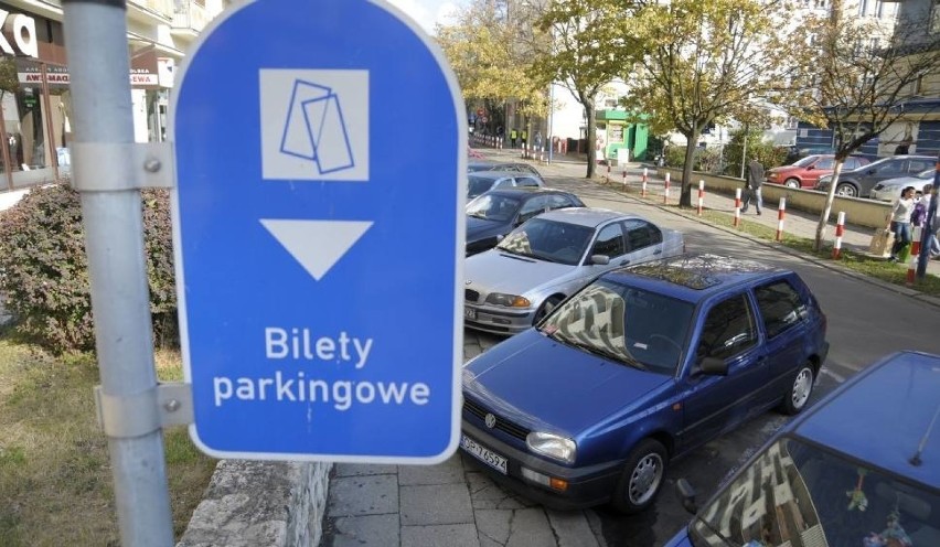 Strefa płatnego parkowania w Namysłowie zostanie ponownie...