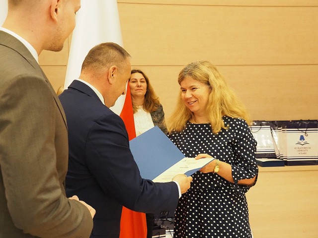 Podczas wręczenia nagród laureatom w Łodzi. Więcej na kolejnych zdjęciach