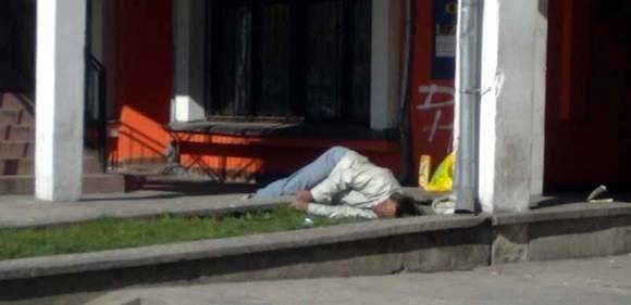 Toaleta, dom publiczny, burdy i melina... Wszystko przy ulicy Sienkiewicza. Przeczytaj list zdesperowanego Czytelnika