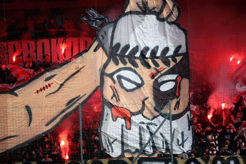Cracovia remisuje z Widzewem Łódź po błędach bramkarzy. Dramatyczna końcówka. Po dwa gole na połowę