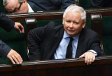 Polacy chorują na podwyżkę. Poseł Kaczyński czuwa